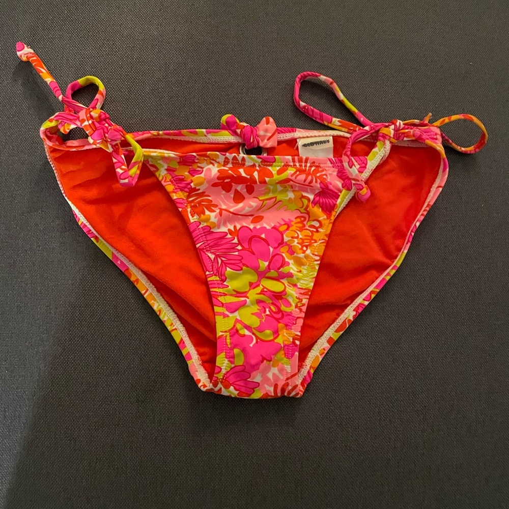 Bikini bottom small